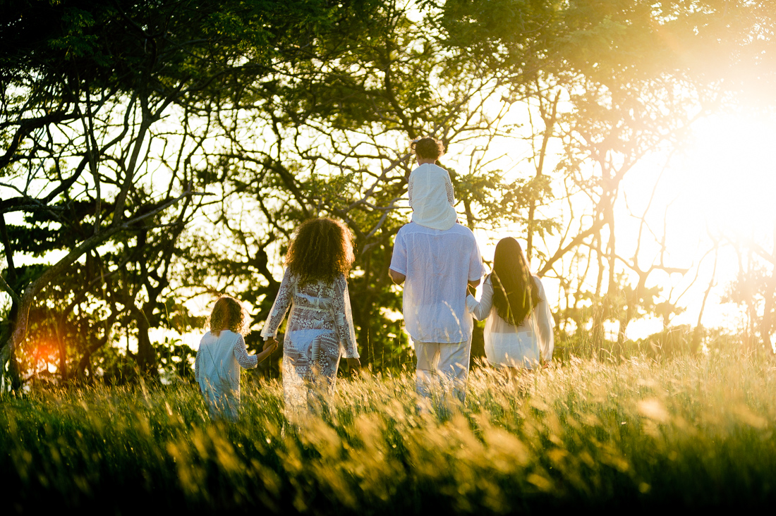 Family photography in Costa Rica field