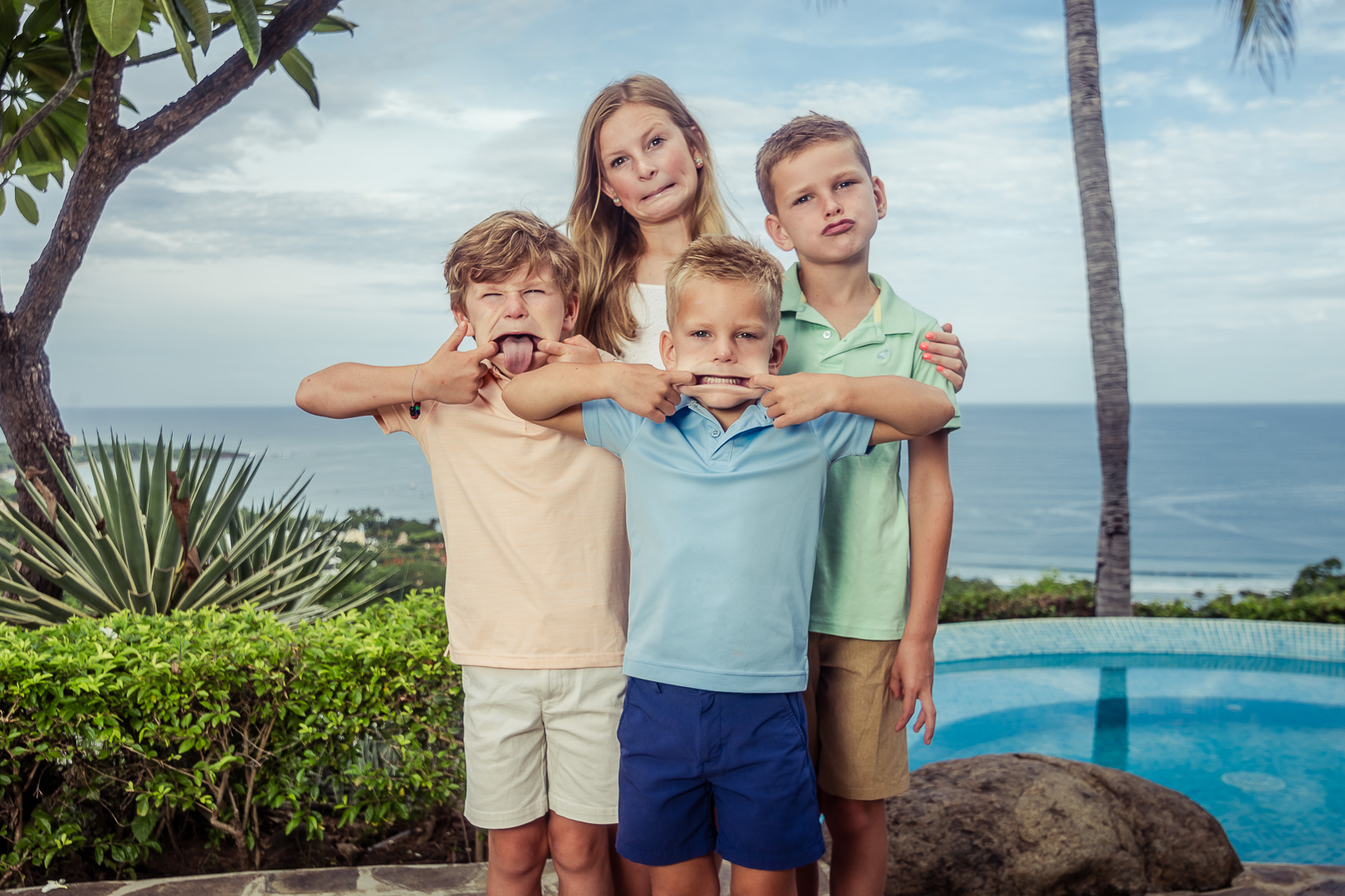 (c) bidrop.com-2023-07-12-075011-2_2048px