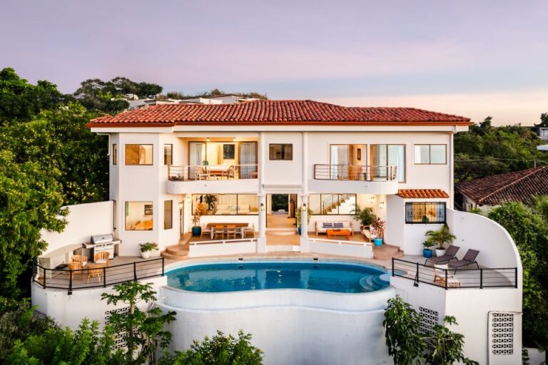 Luxury villa photography Costa Rica – exterior view of tropical villa with private pool